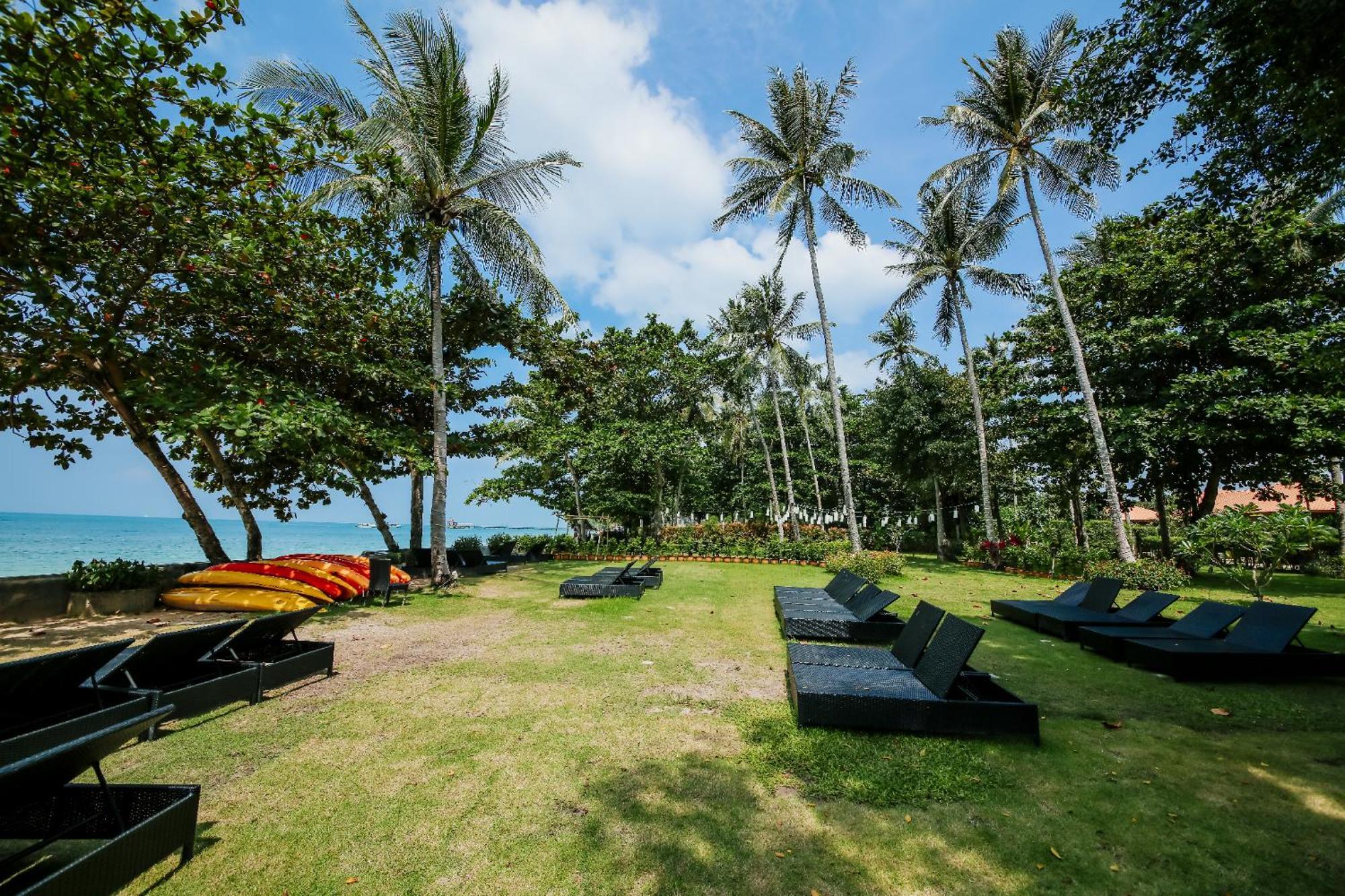 Blue Bay Resort - Access To Pool And Beach-Phuket & Krabi Ko Yao Exterior foto The beach at the resort