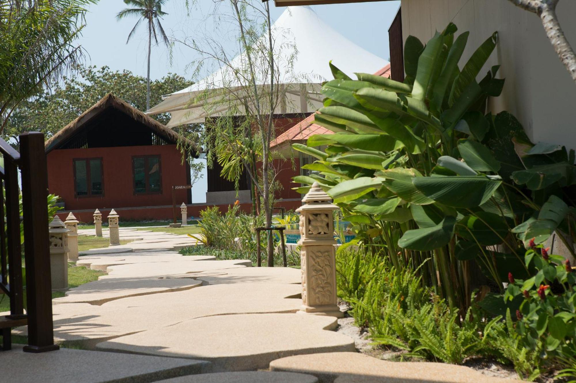 Blue Bay Resort - Access To Pool And Beach-Phuket & Krabi Ko Yao Exterior foto The resort's grounds